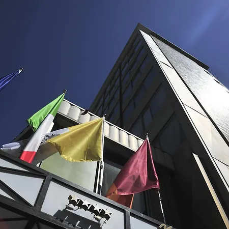 Regent Hotel 4*