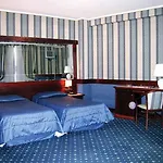 Regent 4*