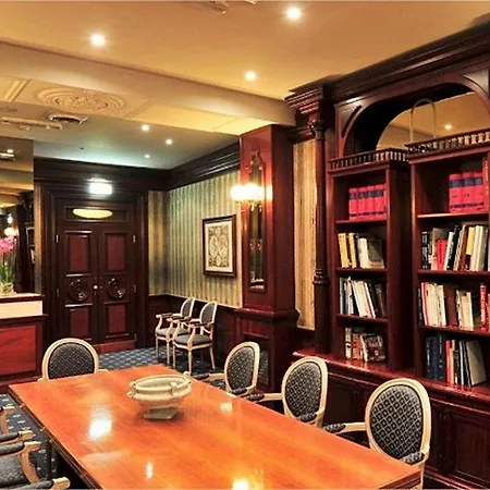 Regent 4*