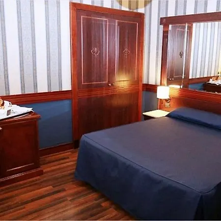 Regent 4* רומא